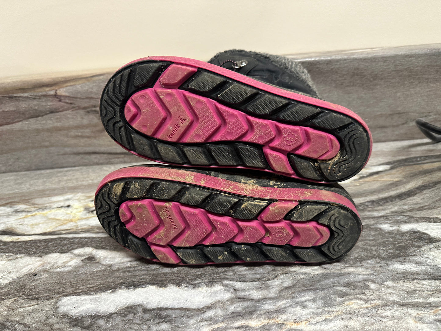 Size 5 snow boots