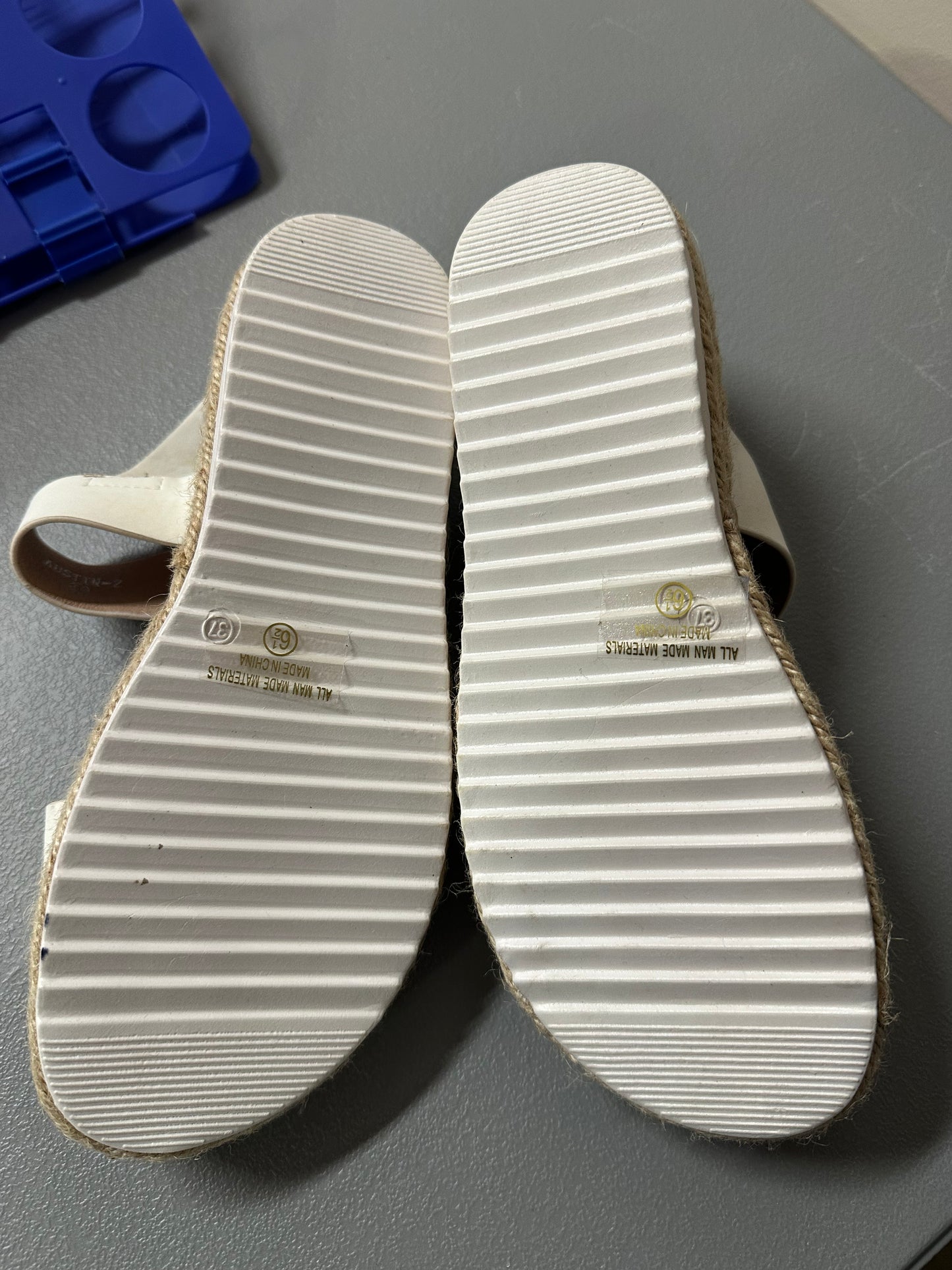 Size 6.5 white platform sandals