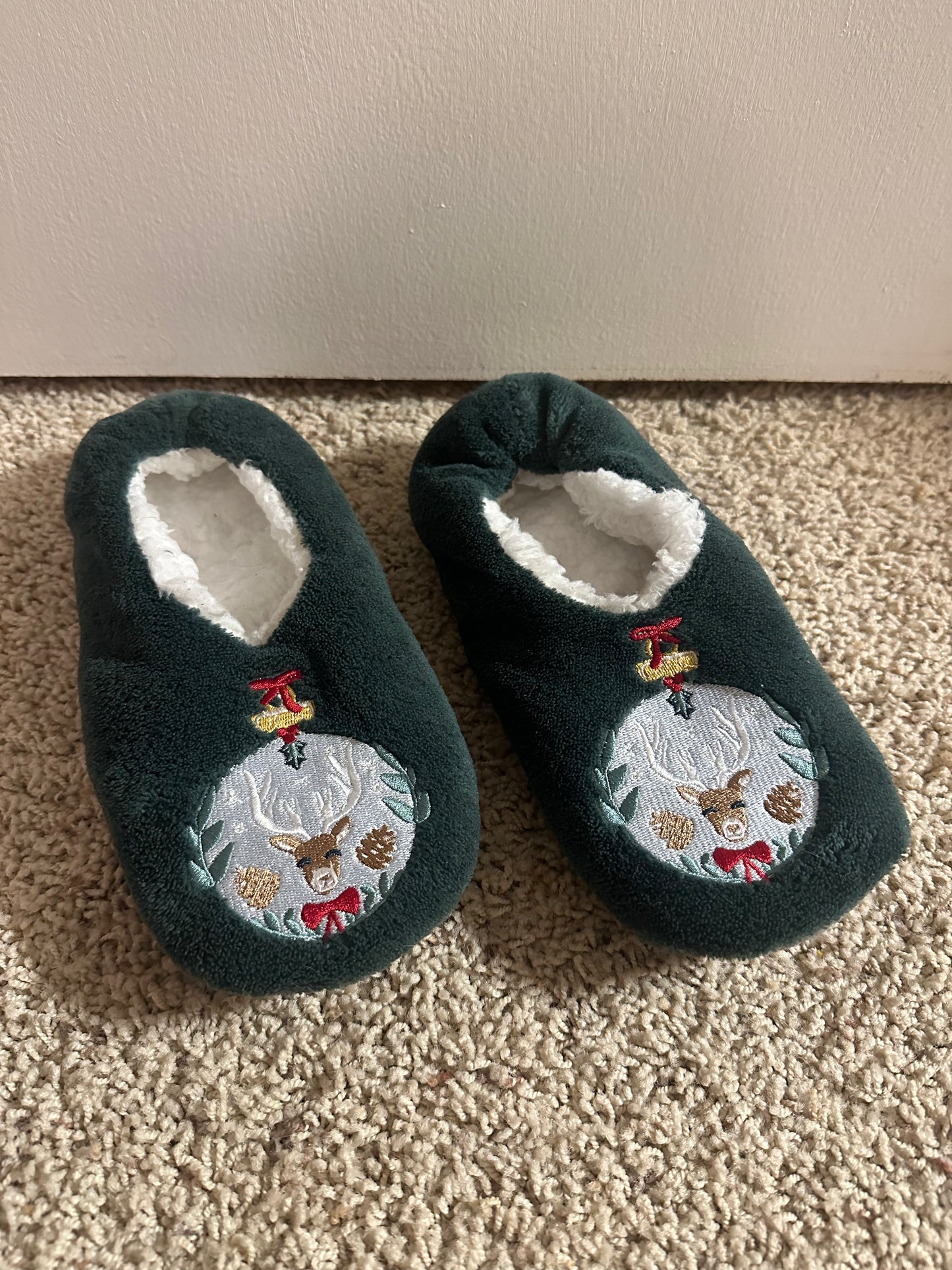 Christmas slippers 7/8