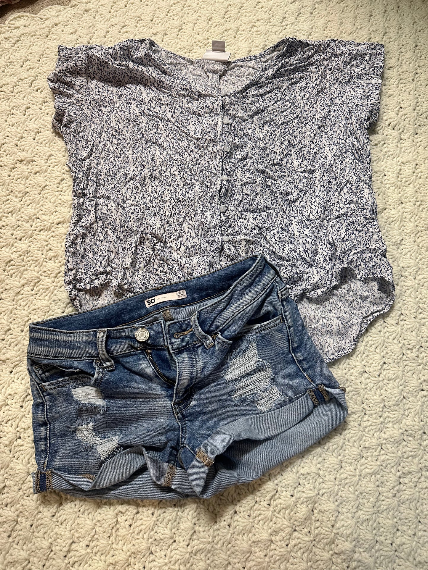 Women's outfit