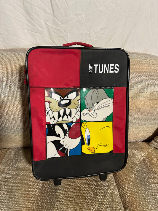 Looney tunes suit case and travel bag