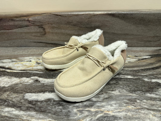 Size 7 slide on shoes
