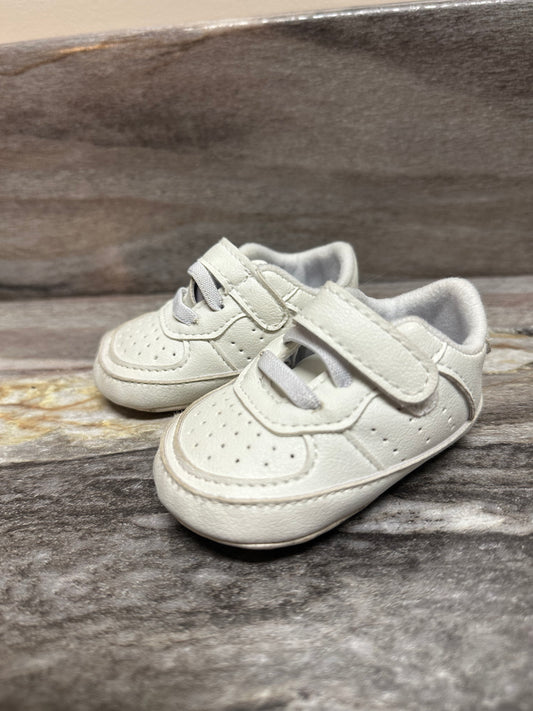 Size 1 white shoes